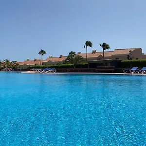 elegant-colonial-style-ocean-view-golf-del-sur.tenerifehoteles.net/